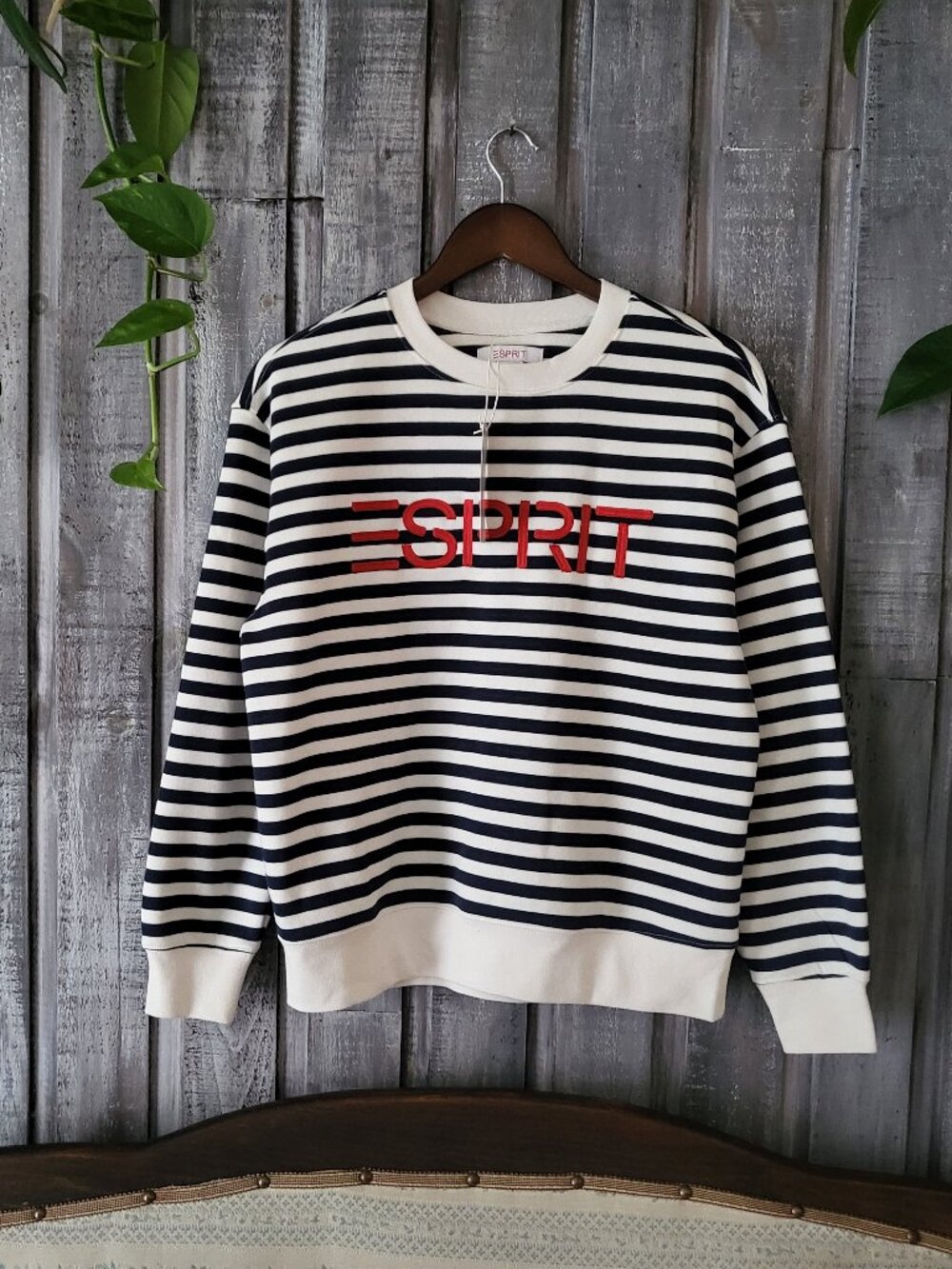 NWT Esprit Striped Spellout Logo Crewneck Sweatshirt PTP 21.5"